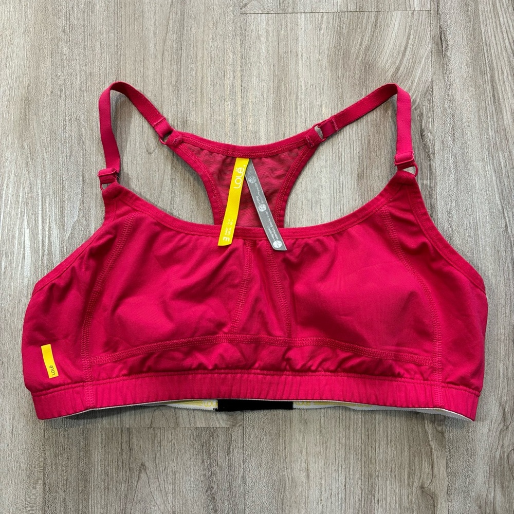 Lole Sports Bra Women’s Size Medium 4 Way Stretch Red Quick-Dry Adjustable Strap